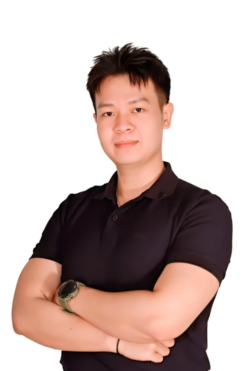 Nguyễn Hoàng Tuấn 